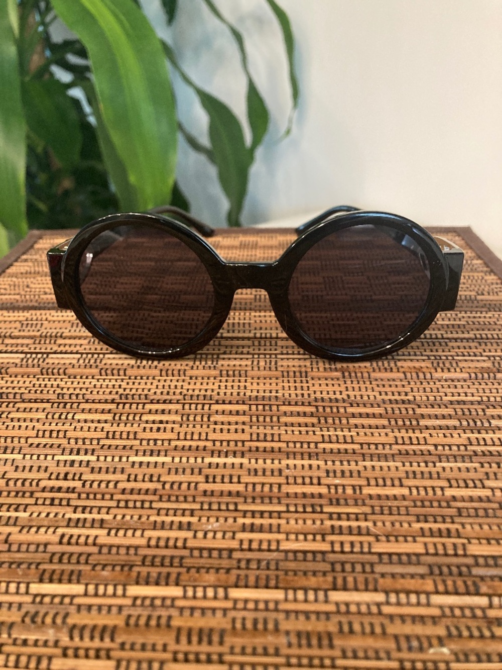 Round Acetate Sunglasses (80986) Black